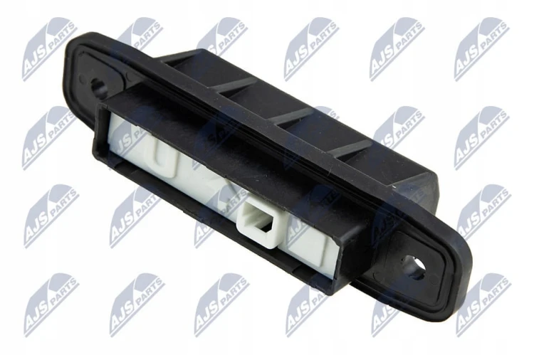 ae886df0fea75e9520e2b10058e2fb4c.jpg