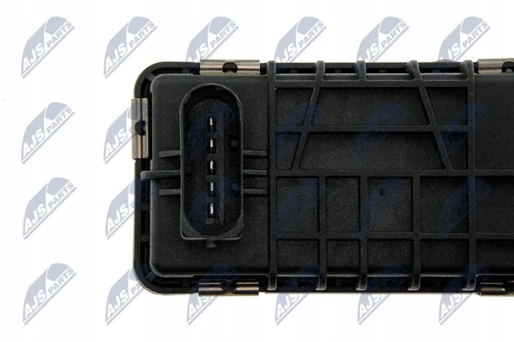 af509e1bc5b4413b13863dcbce388356.jpg