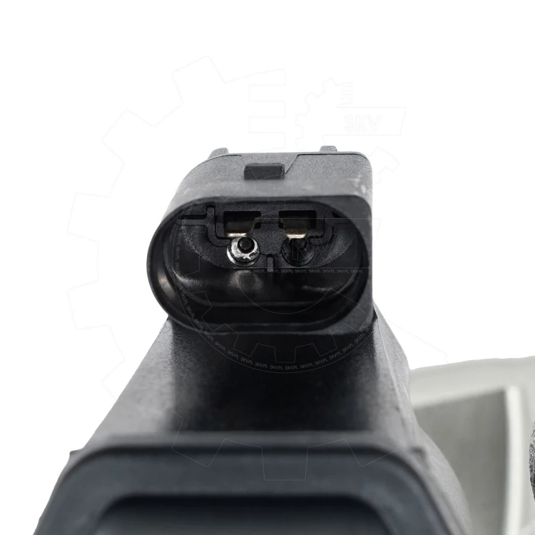 74SKV783-8.jpg