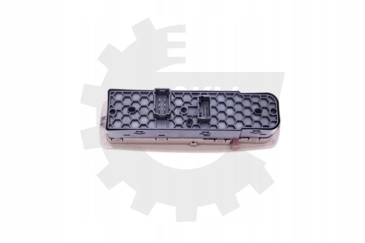 63d7002bed33de9305a0fce0ea541297.jpg