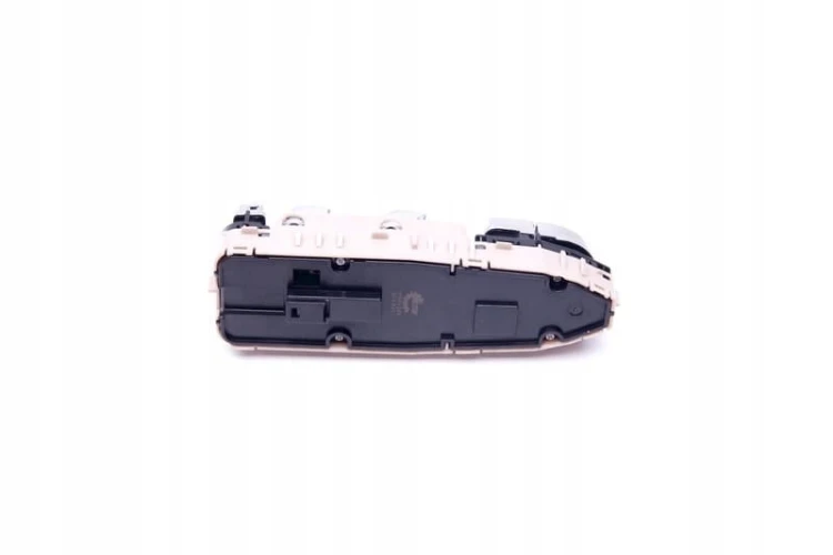 cea64a5fb8c490f751303cc55fb96f26.jpg