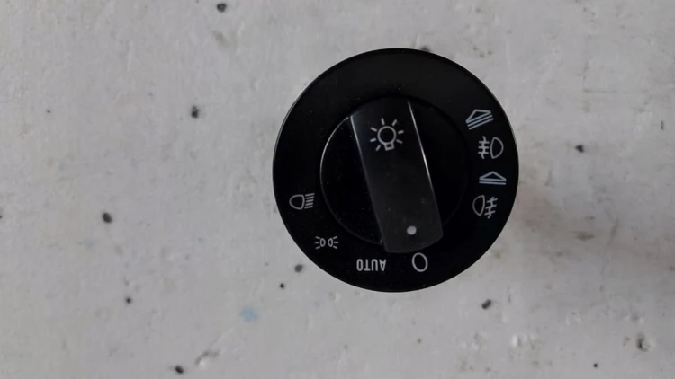 ce96a558e46f7e19e57ee4445d88772f.jpg