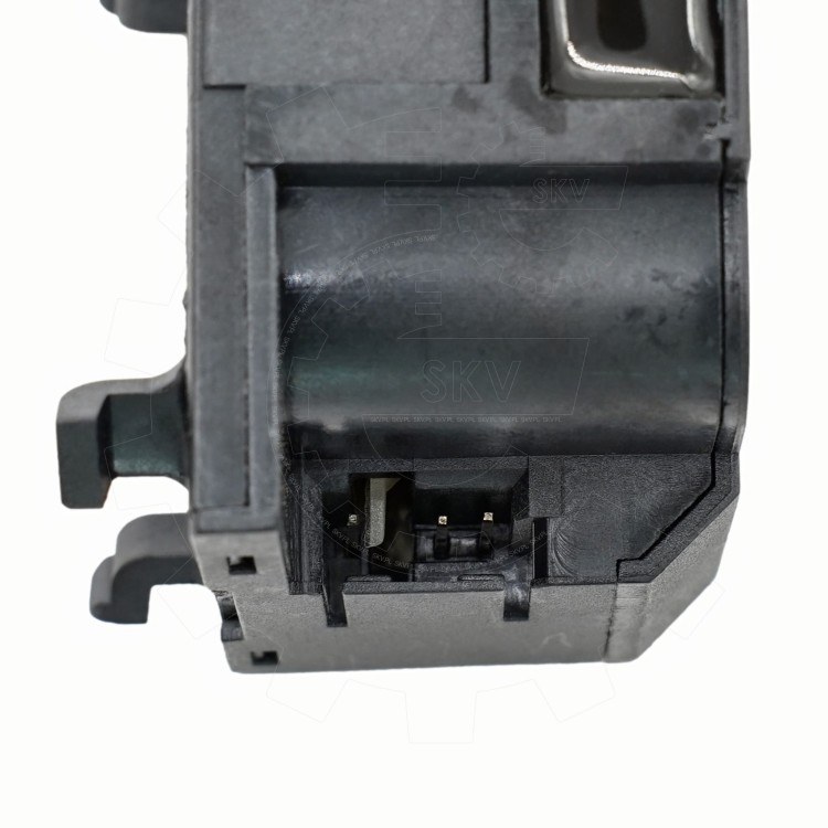 59SKV162-4.jpg