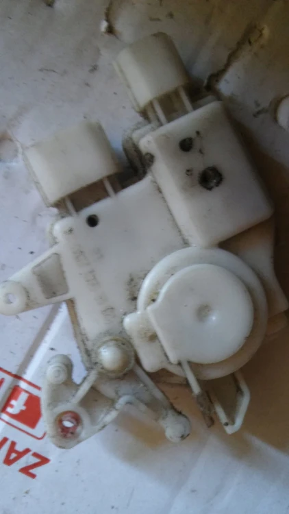 fe6c5eca77f75eff09bfda18404de26b.jpg